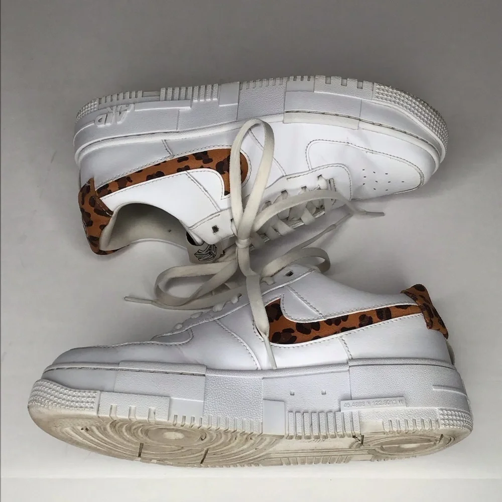 NIKE Air Force 1 Pixel SE Leopard Sneaker Size 8.